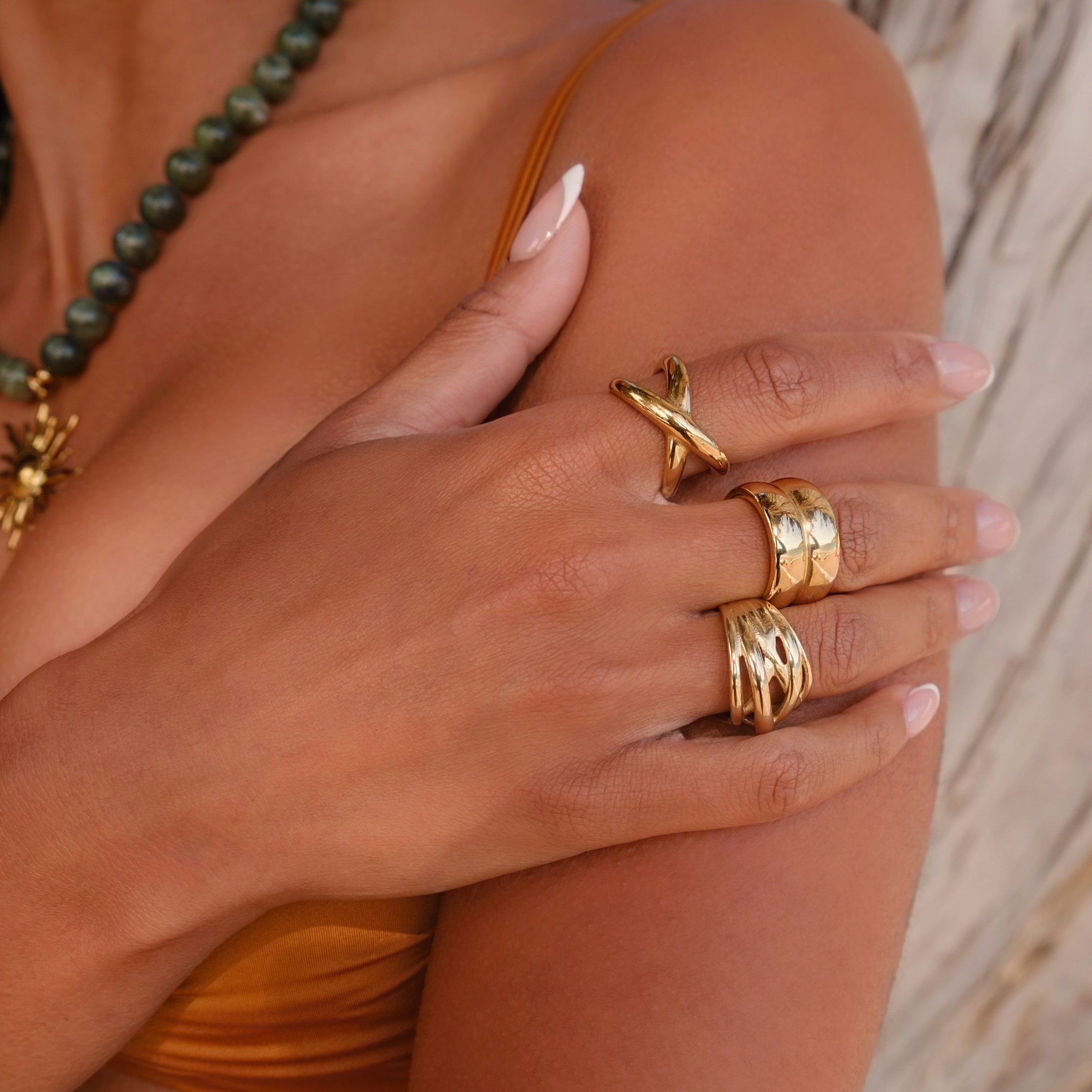 Bold Babe Set
