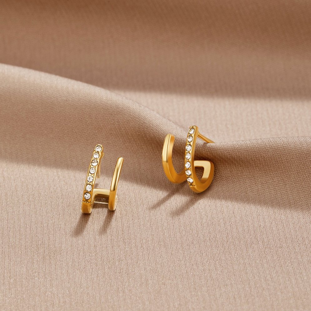 Gold hoof earrings with Crystals
