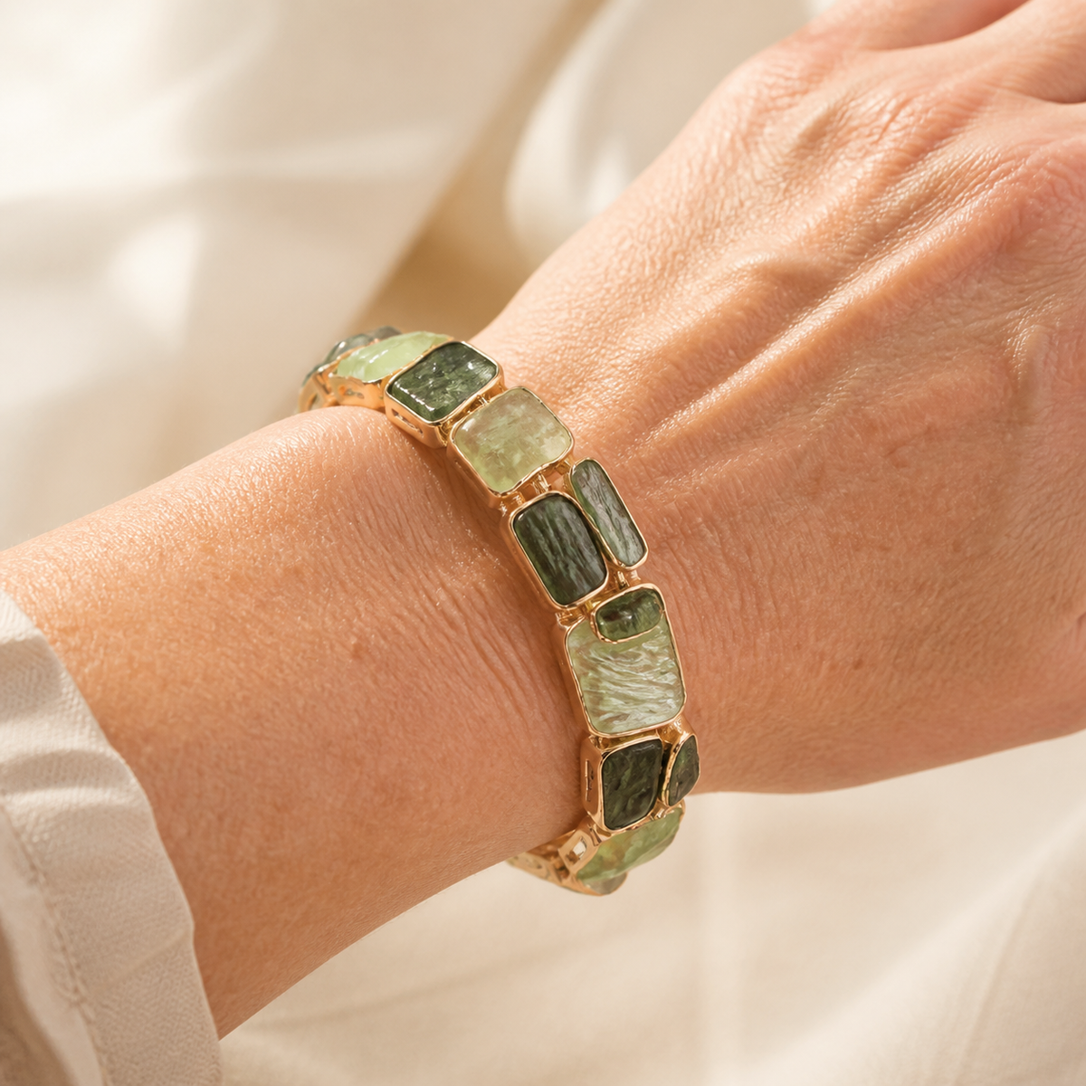 Elegant Geometric Mosaic Stretch Bracelet