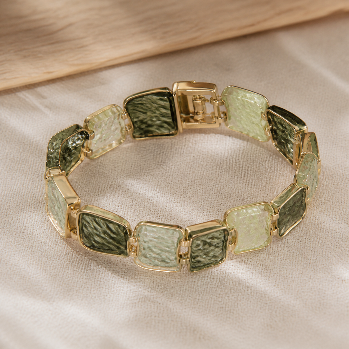 Elegant Geometric Mosaic Stretch Bracelet