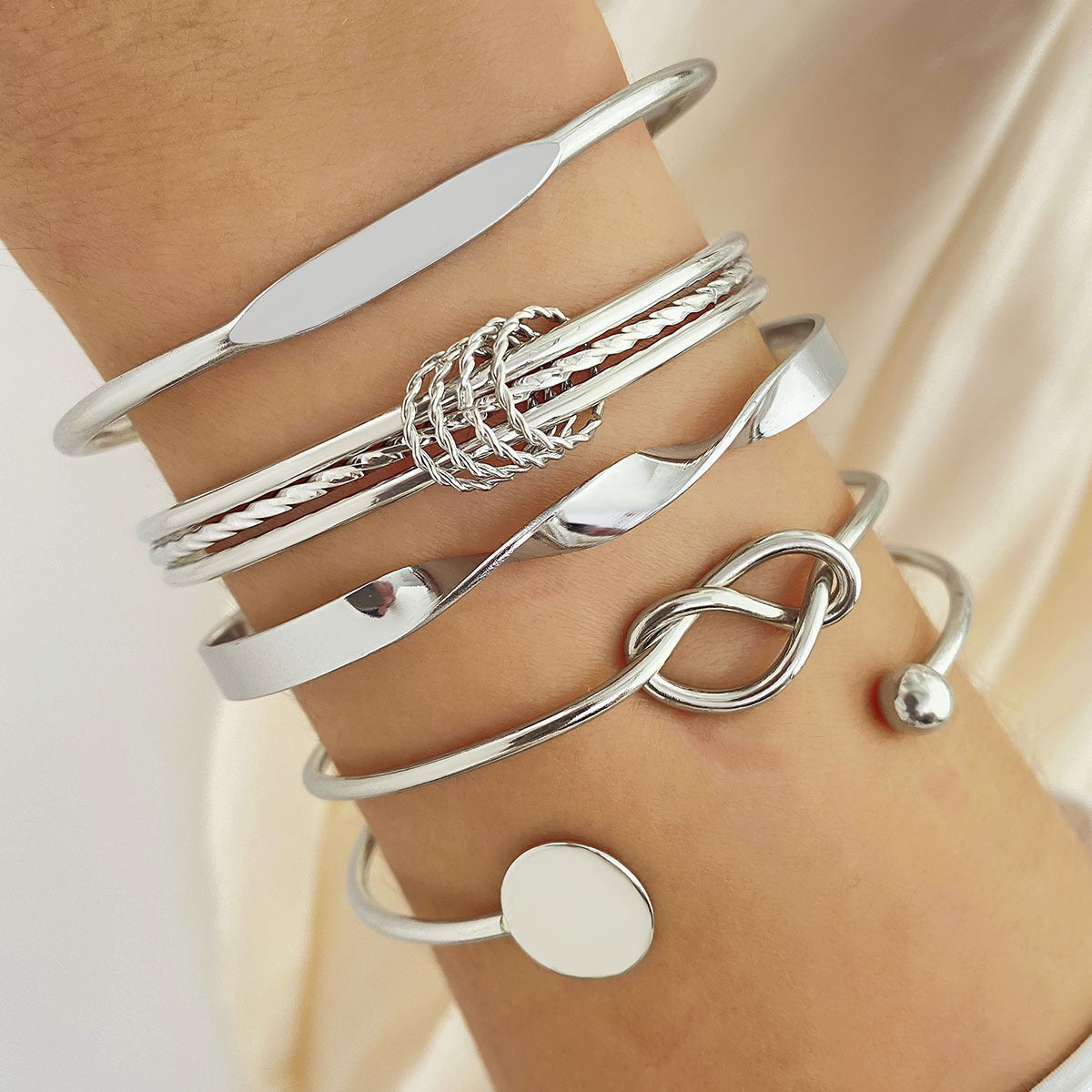 Knotted Elegance Bracelet Set | Gold