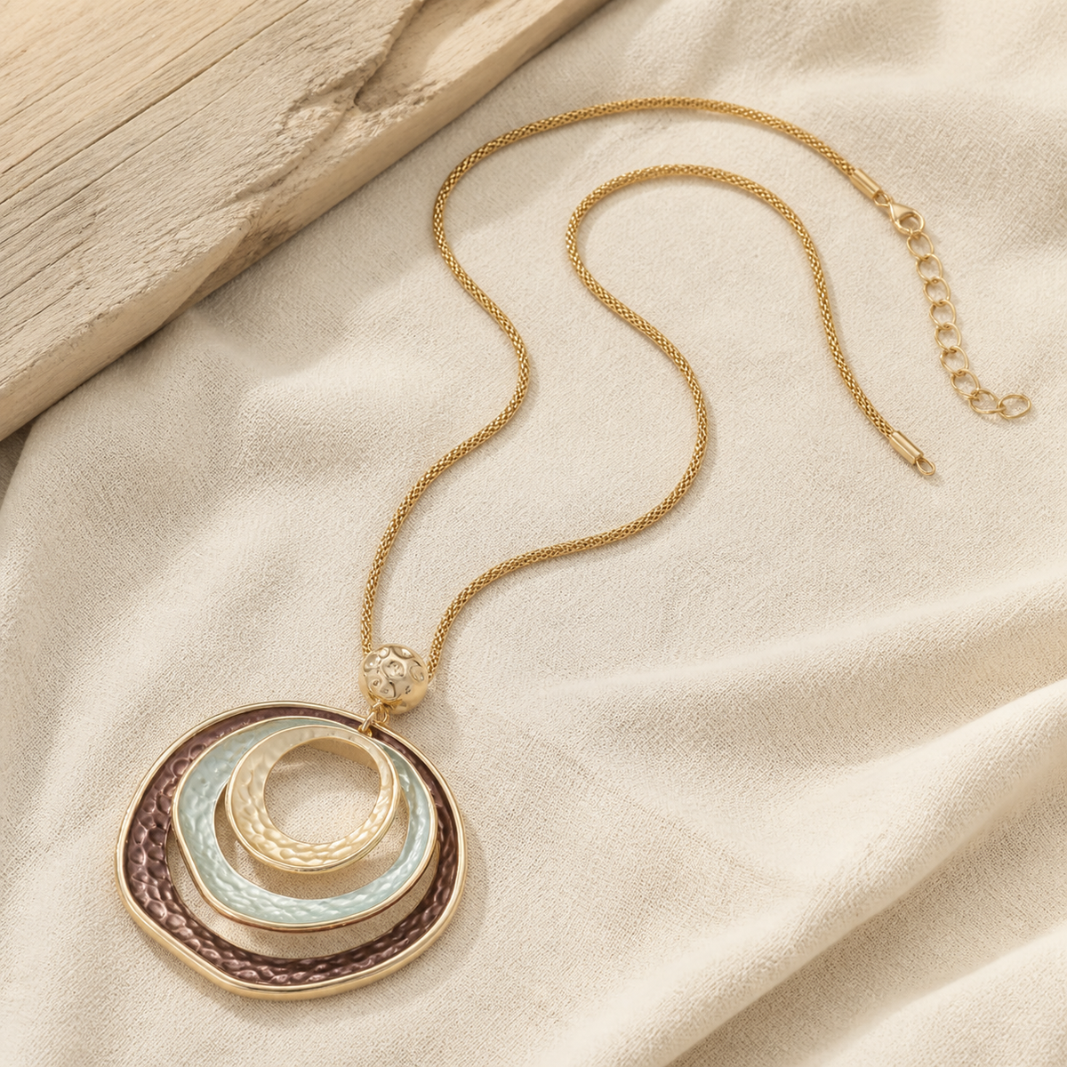 Artistic Layered Circle Pendant Necklace