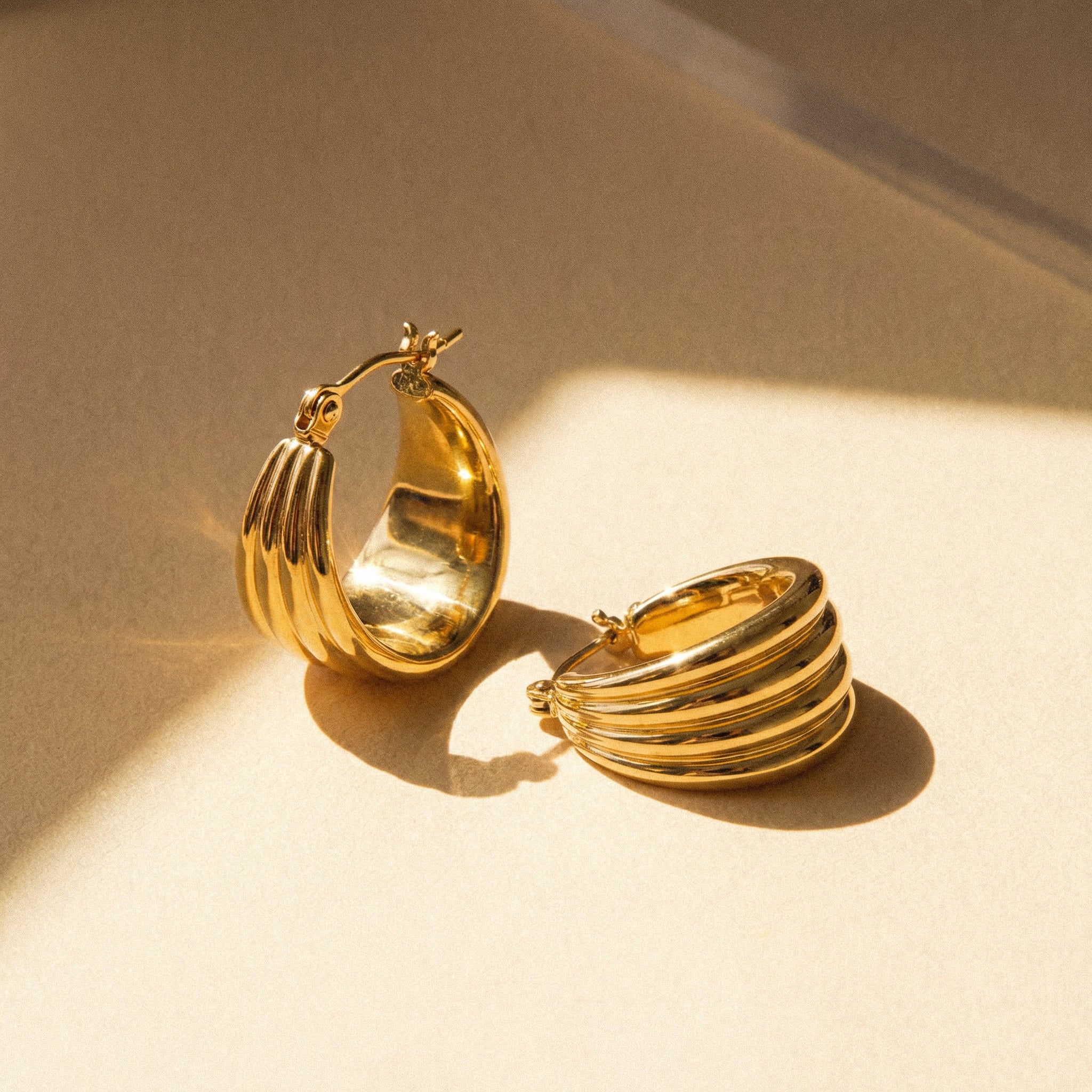 Évore Earrings