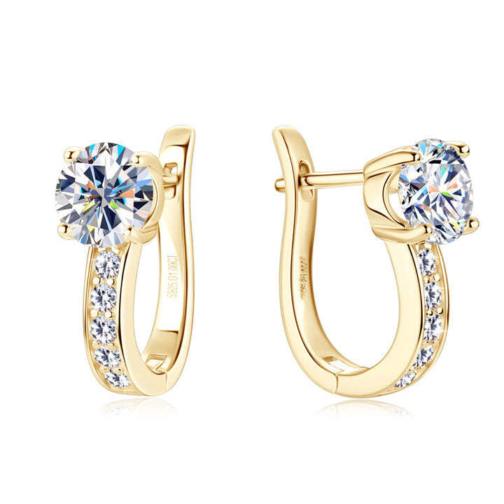 Golden huggie earrings with moissanite