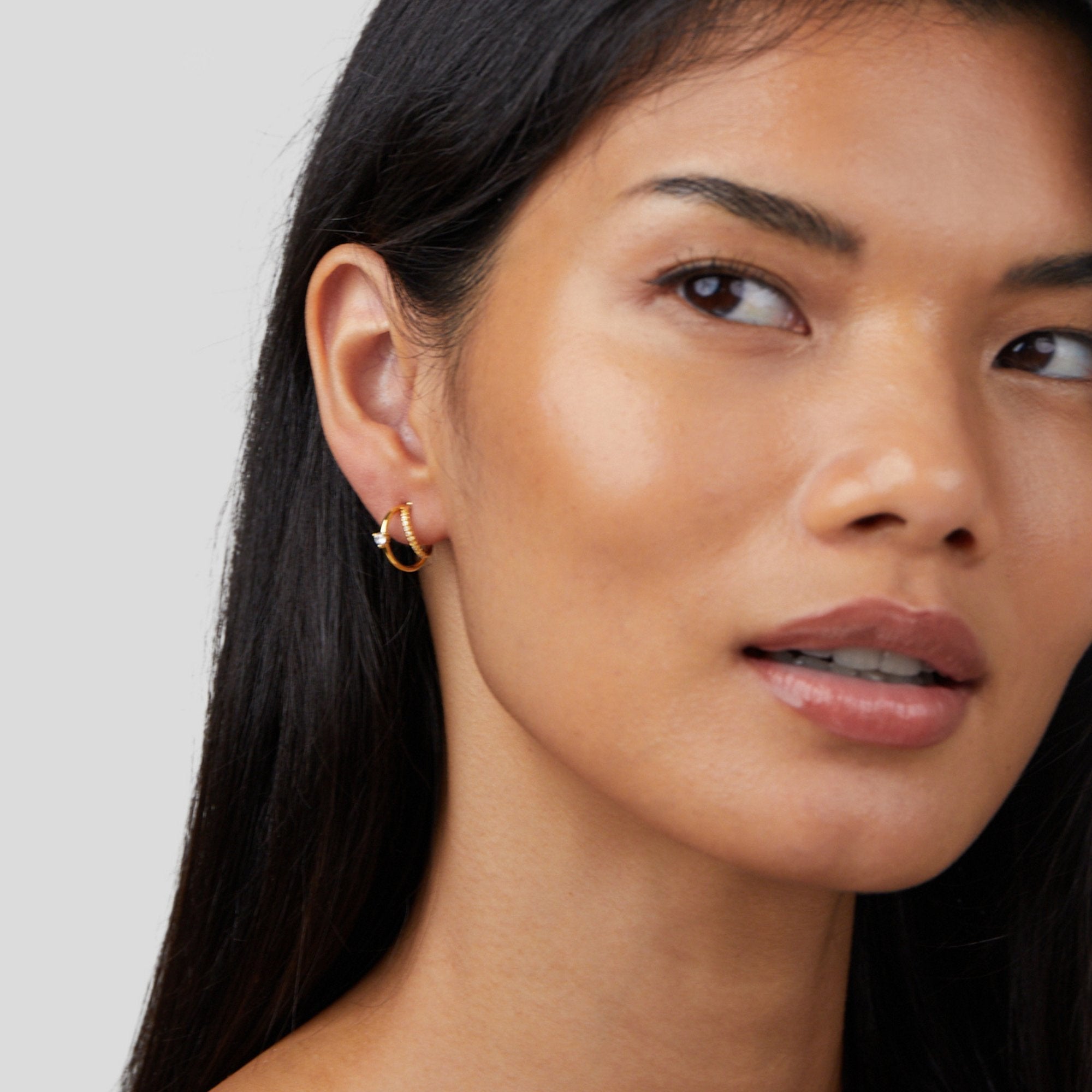 Artie Gold Crystal Earrings