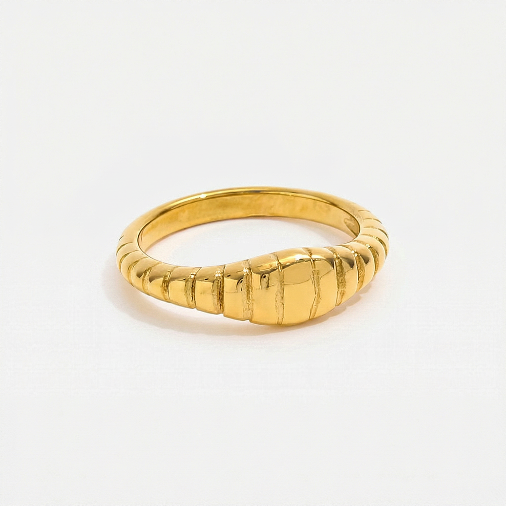 Lioriné Ring