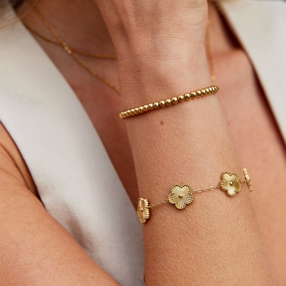 Gold Bracelet with Pearls
