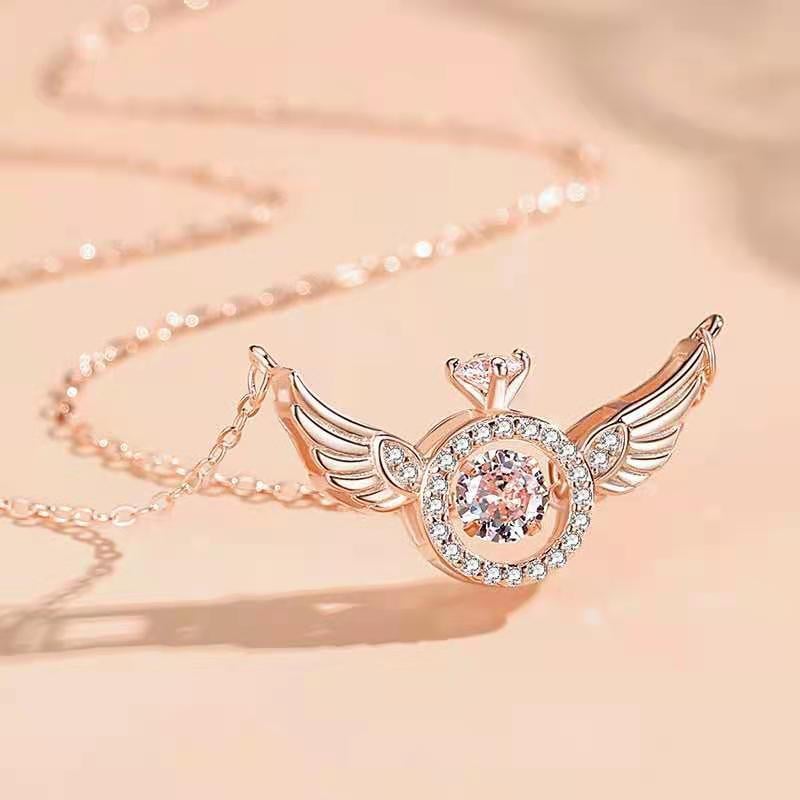 Julia - Wings Necklace
