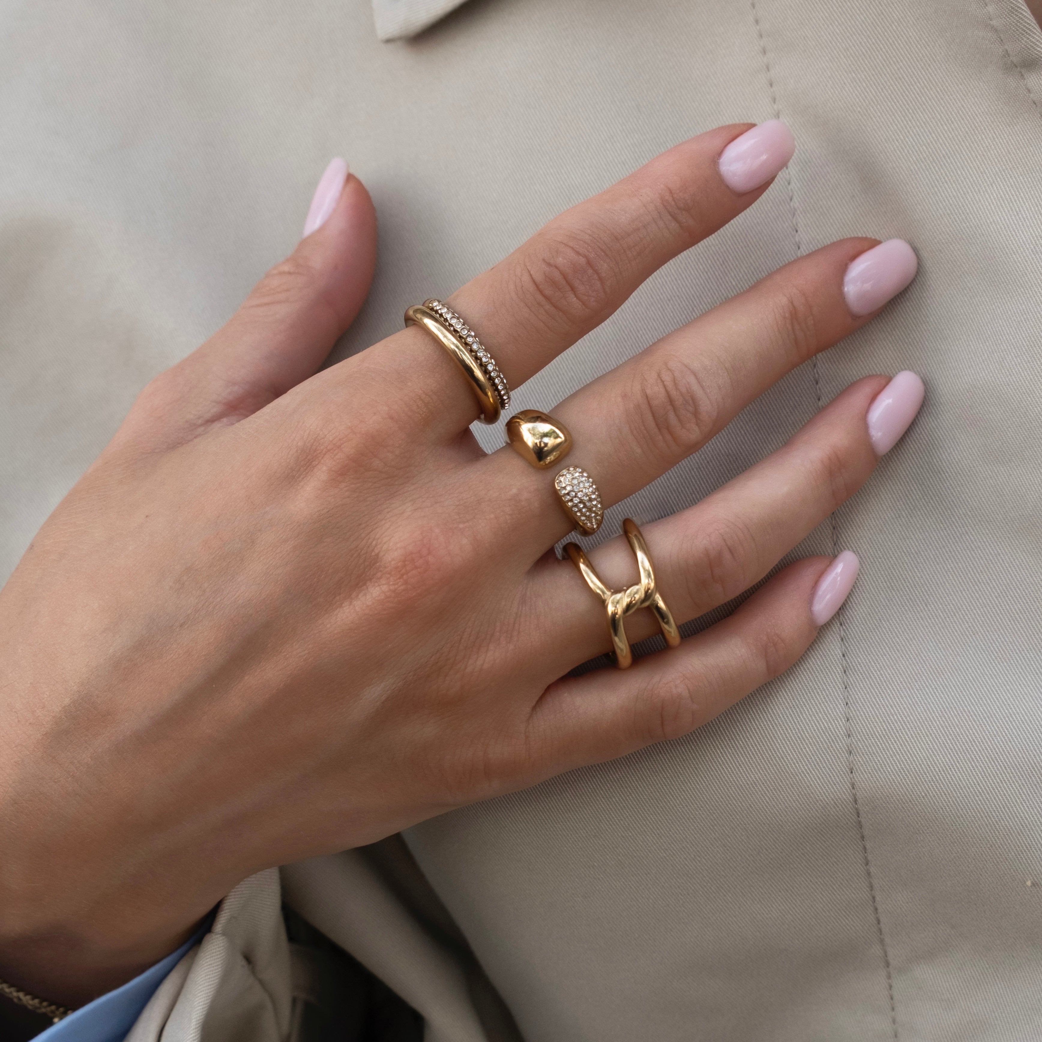 Smooth Ring