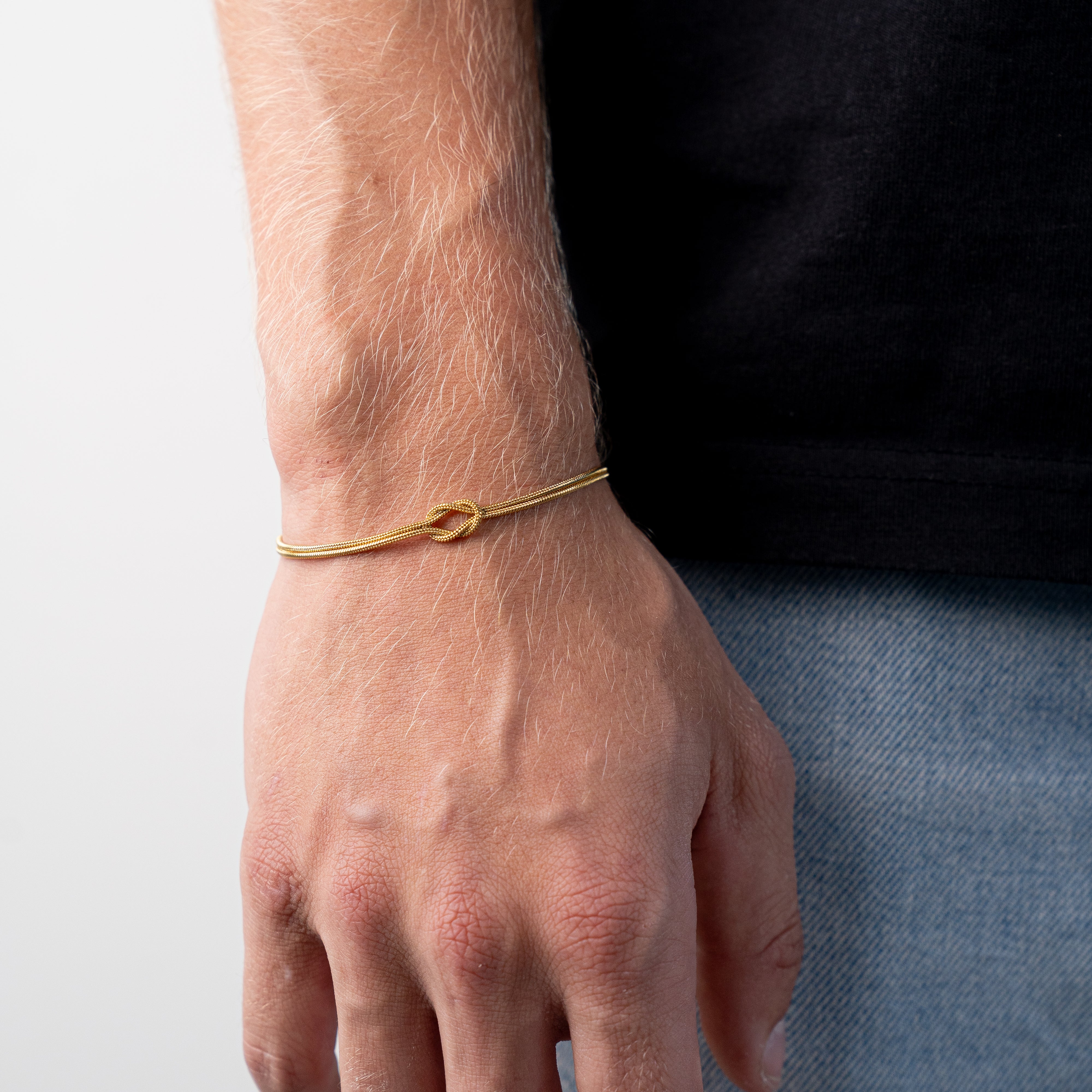 1+1 FREE: Never Ending Bracelet