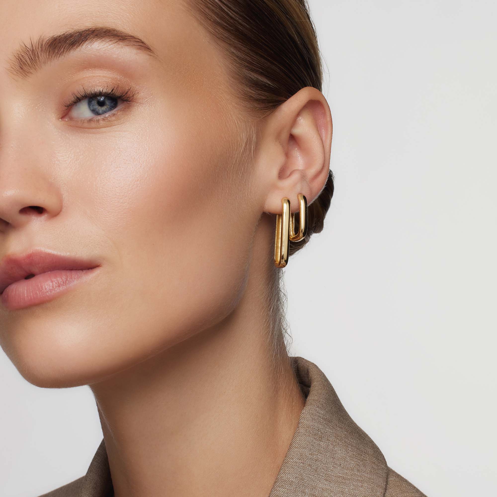 Gold Round Earrings Stora