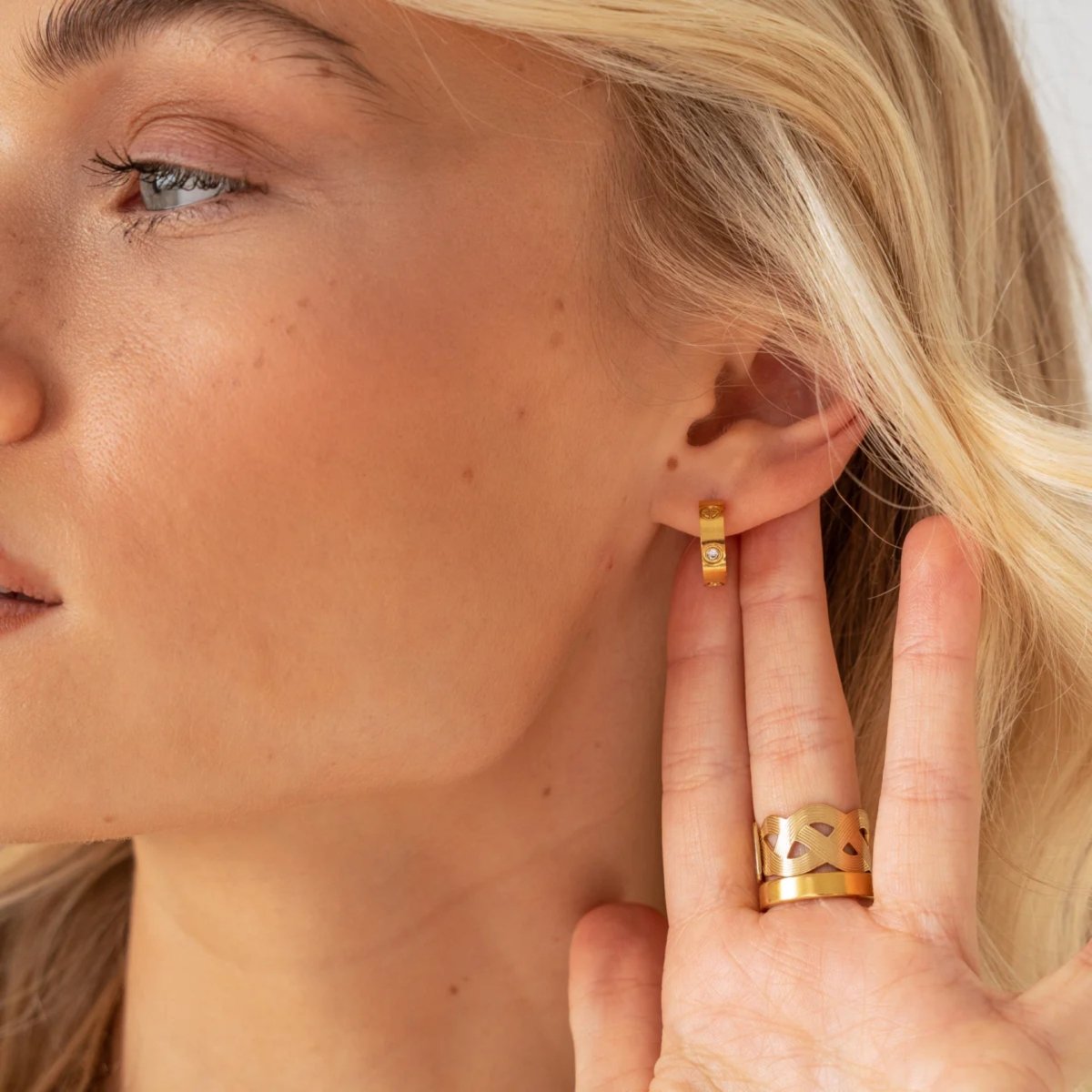 Classic Inspiration Hoop Earrings 18K Gold Plated