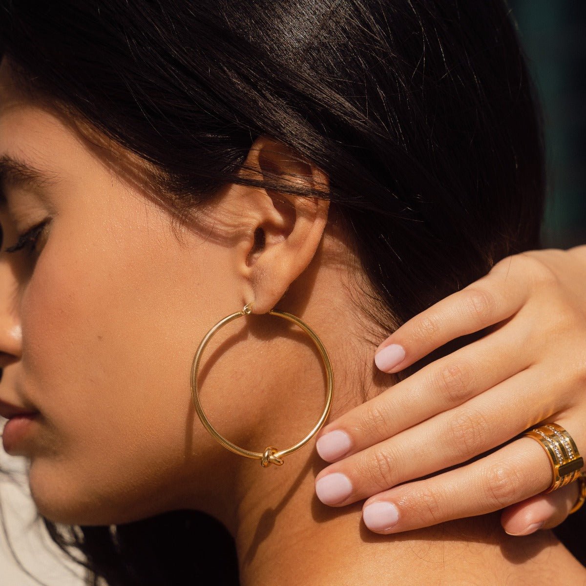 Central Knot Hoop Earrings 18K Gold Plated