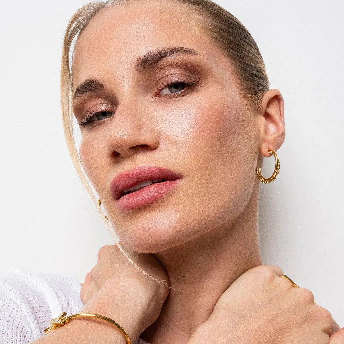 Madison Hoop Earrings 18K Gold Plated