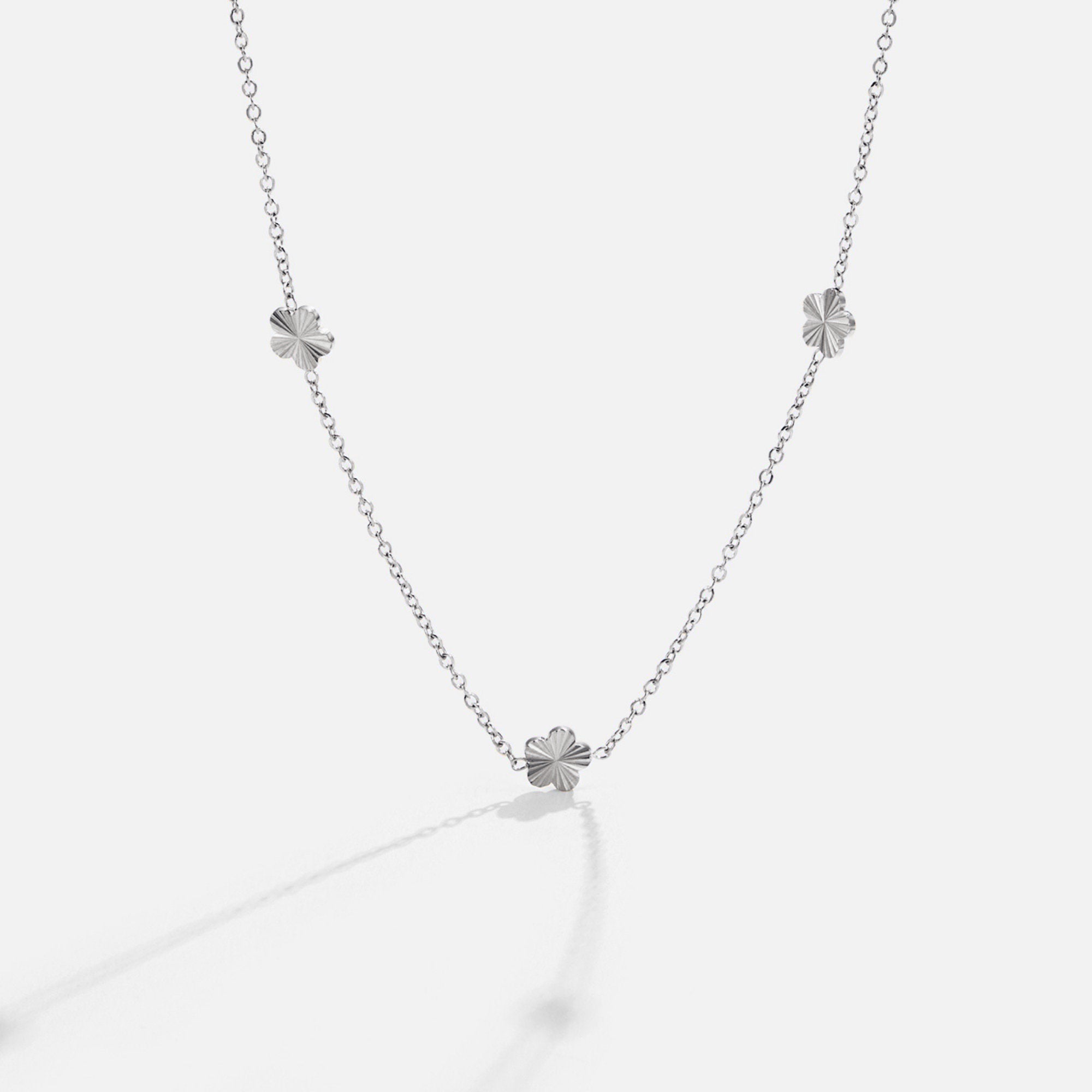 Flower Power Silver Chain Necklace