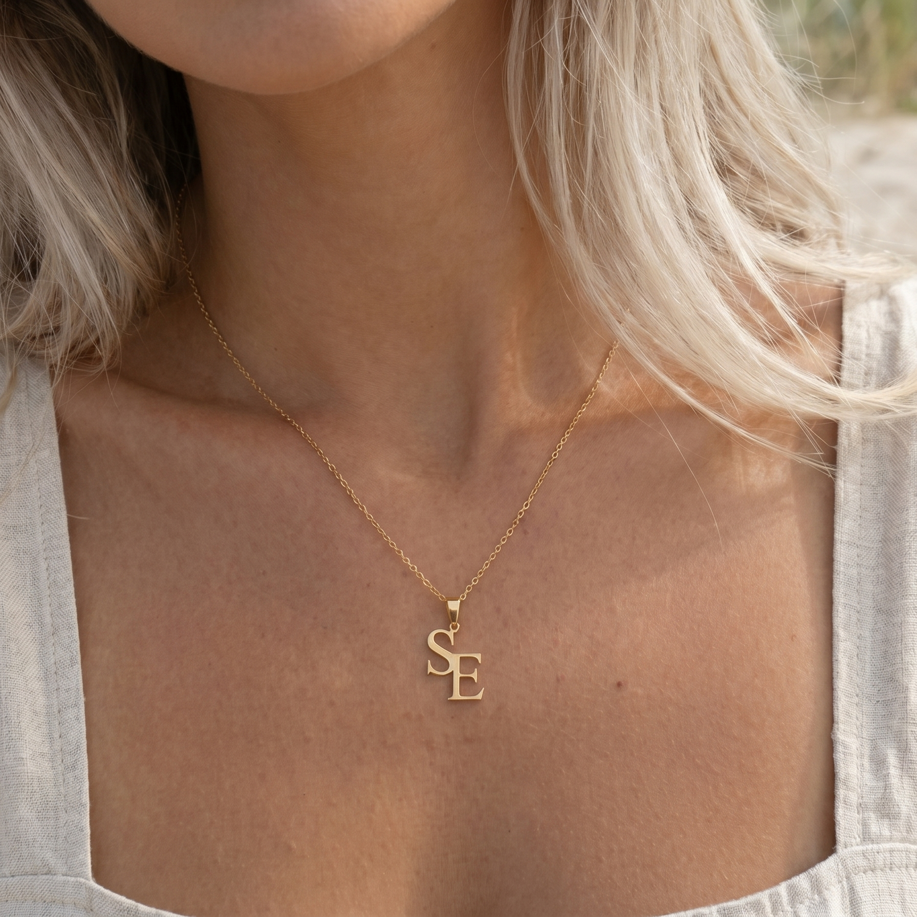 Olivia - Initials Necklace