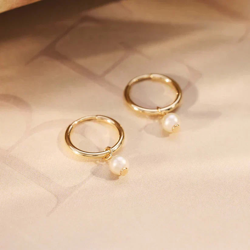 Delia Crest - Gold Earrings