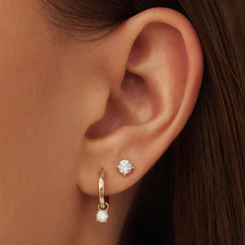 Gold Earrings with Moonstone