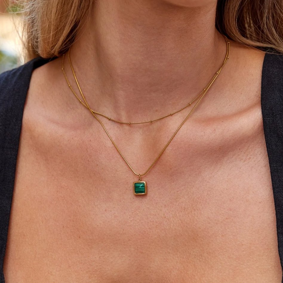 Elegant Gold Necklace