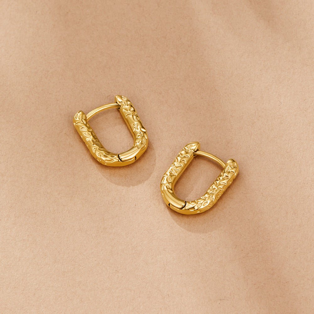 Olivia Classic Hoop Earrings